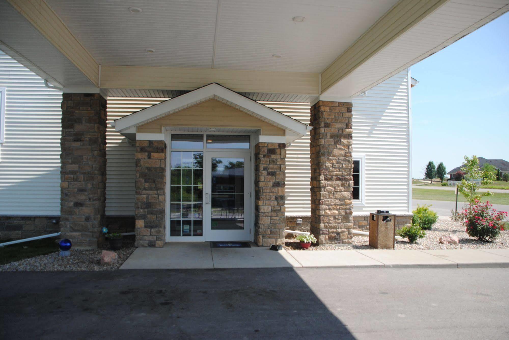 Charlestown Inn - Charlestown Exterior photo